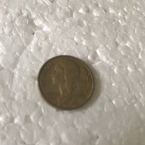 1966 centimes Republque Francaise coin